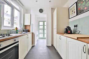 Stunning 2 Bedroom Cardiff Bay House