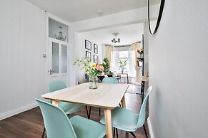 Stunning 2 Bedroom Cardiff Bay House