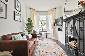 Stunning 2 Bedroom Cardiff Bay House