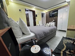 Özer Hotel & Apartments