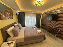 Özer Hotel & Apartments