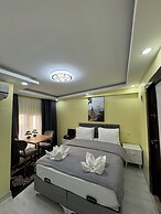 Özer Hotel & Apartments