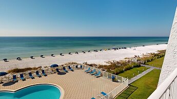 Beach House 404c 2 Bedroom Condo by RedAwning