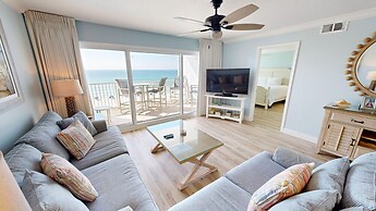 Beach House 404c 2 Bedroom Condo by RedAwning