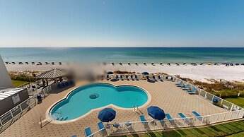 Beach House 404c 2 Bedroom Condo by RedAwning