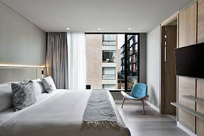 w Lovely 1BR w/ Brilliant Deco in Unicentro