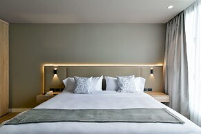 w Lovely 1BR w/ Brilliant Deco in Unicentro