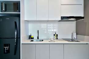 w Cozy 1BR w/ Brilliant Balcony in Unicentro