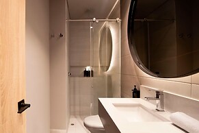 w Cozy 1BR w/ Brilliant Balcony in Unicentro