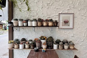 Nuan Nil Bed and Breakfast