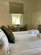 Pirathon Country Estate