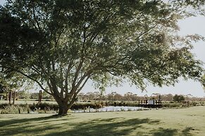 Pirathon Country Estate