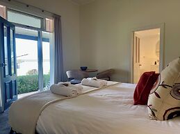 Pirathon Country Estate