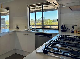 Pirathon Country Estate