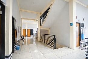 OYO 94148 Forzando Hotel