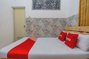 OYO 94148 Forzando Hotel