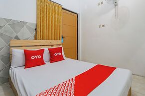 OYO 94148 Forzando Hotel