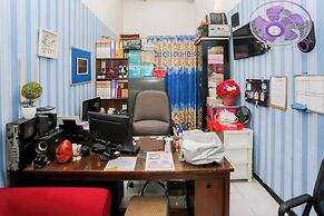 Super OYO Capital O  Deroyal Sentra Timur