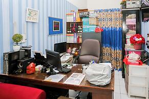 Super OYO Capital O  Deroyal Sentra Timur