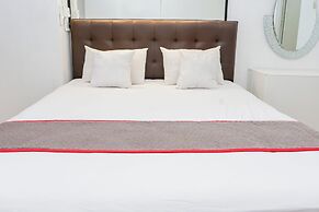 Super OYO Capital O  Deroyal Sentra Timur