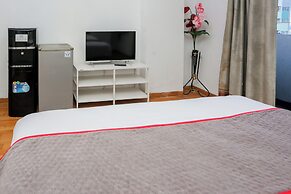 Super OYO Capital O  Deroyal Sentra Timur