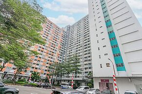 Super OYO Capital O  Deroyal Sentra Timur