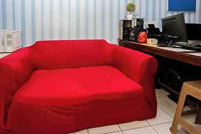 Super OYO Capital O  Deroyal Sentra Timur