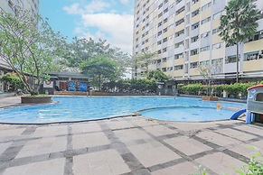 Super OYO Capital O  Deroyal Sentra Timur