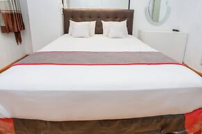 Super OYO Capital O  Deroyal Sentra Timur