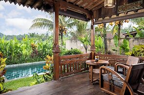 Santris Villa by Pramana Villas