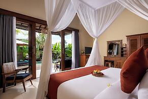 Santris Villa by Pramana Villas