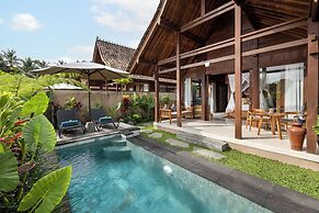 Santris Villa by Pramana Villas