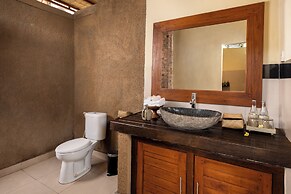 Santris Villa by Pramana Villas