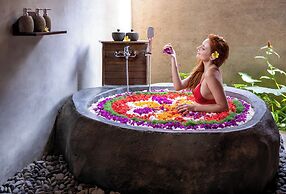 Santris Villa by Pramana Villas