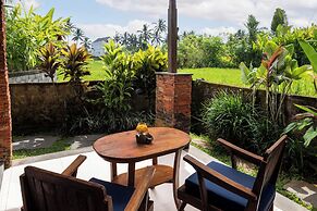 Santris Villa by Pramana Villas