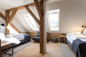 Isabella Boutique Hotel
