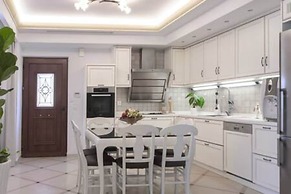Therros Villa With Private Pool by Estia