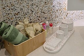 Studio Sun 365 by Estia