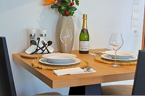 Studio Sun 365 by Estia