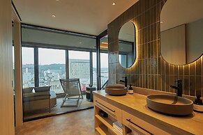 FAV LUX KAGOSHIMA TENMONKAN