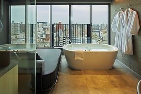 FAV LUX KAGOSHIMA TENMONKAN