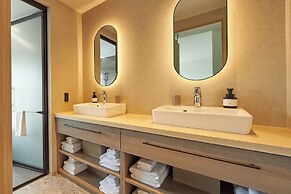 FAV LUX KAGOSHIMA TENMONKAN