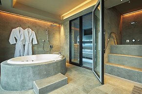 FAV LUX KAGOSHIMA TENMONKAN