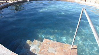 Mount Canyon Guest Farm