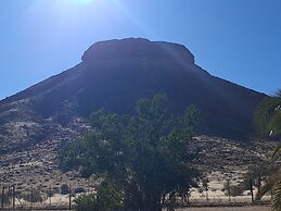 Mount Canyon Guest Farm