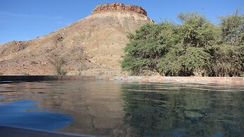 Mount Canyon Guest Farm