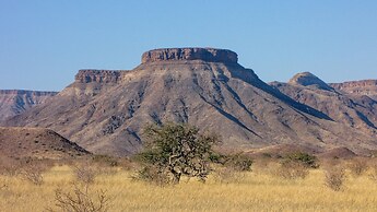 Mount Canyon Guest Farm