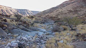 Mount Canyon Guest Farm