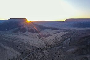 Mount Canyon Guest Farm
