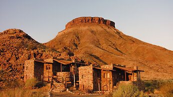 Mount Canyon Guest Farm